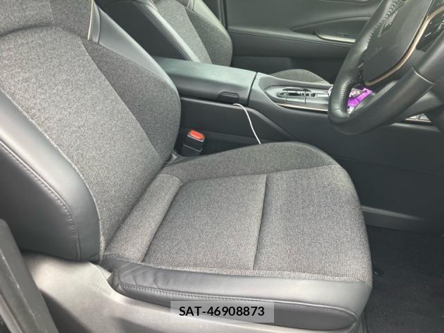 Toyota Crown Crossover 2023-06 7326358-12