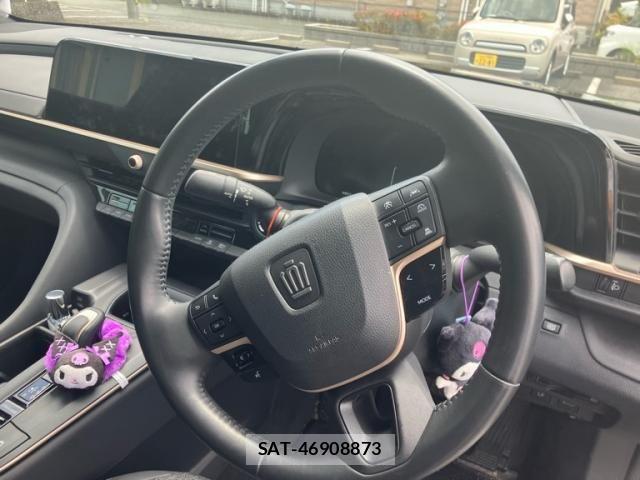 Toyota Crown Crossover 2023-06 7326358-14