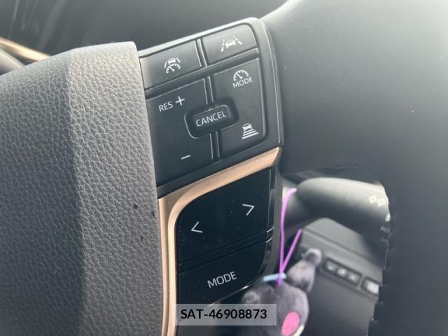 Toyota Crown Crossover 2023-06 7326358-15
