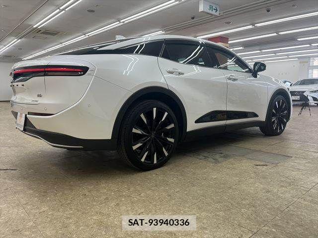 Toyota Crown Crossover 2023-03 7326359-15