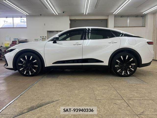 Toyota Crown Crossover 2023-03 7326359-18