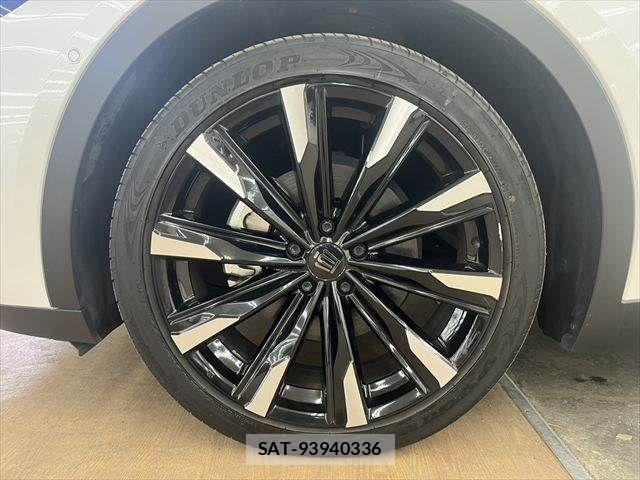 Toyota Crown Crossover 2023-03 7326359-26