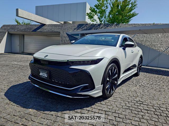 Toyota Crown Crossover 2023-07 7357253-0