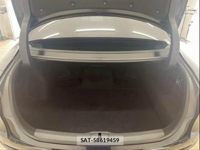 Toyota Crown Crossover 2022-12 7357256-12