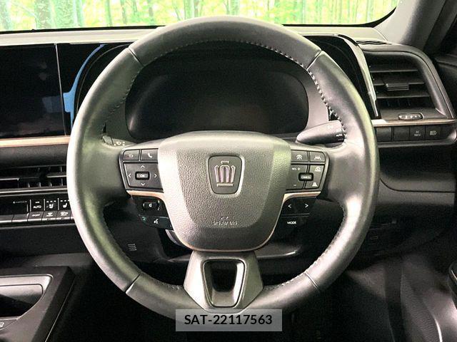 Toyota Crown Crossover 2023-10 7357263-12