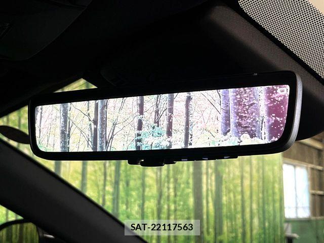 Toyota Crown Crossover 2023-10 7357263-4