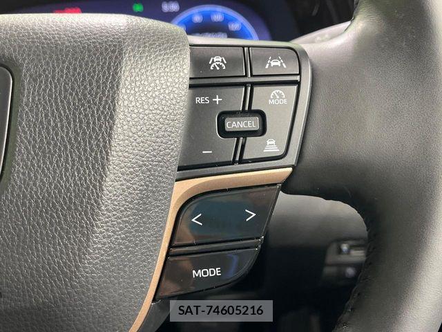 Toyota Crown Crossover 2023-08 7357260-5