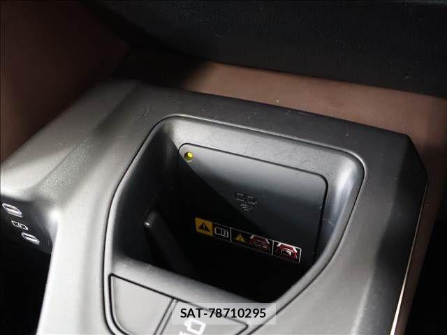 Toyota Crown Crossover 2023-06 7357262-6