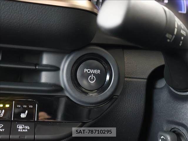 Toyota Crown Crossover 2023-06 7357262-7