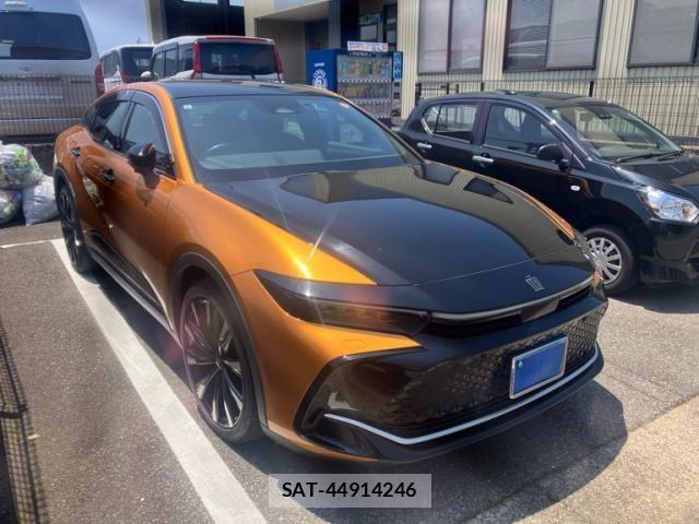 Toyota Crown Crossover 2023-06 7357264-0
