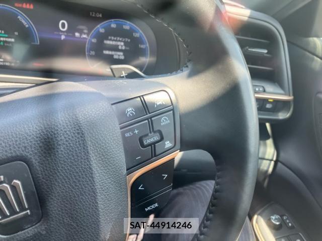 Toyota Crown Crossover 2023-06 7357264-14