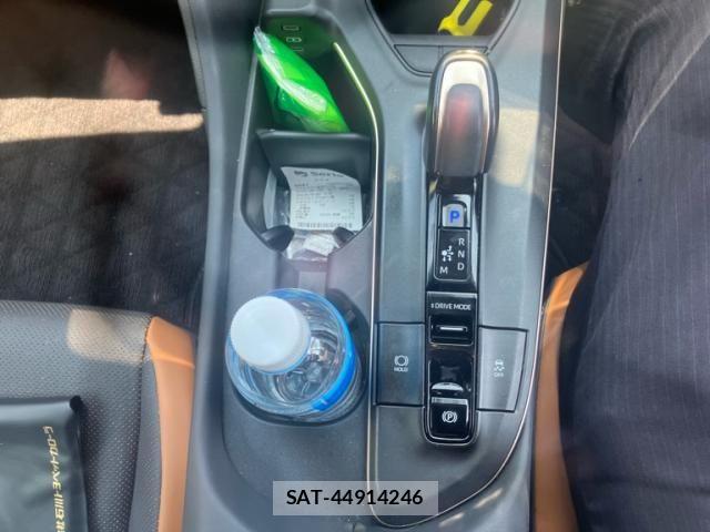 Toyota Crown Crossover 2023-06 7357264-17