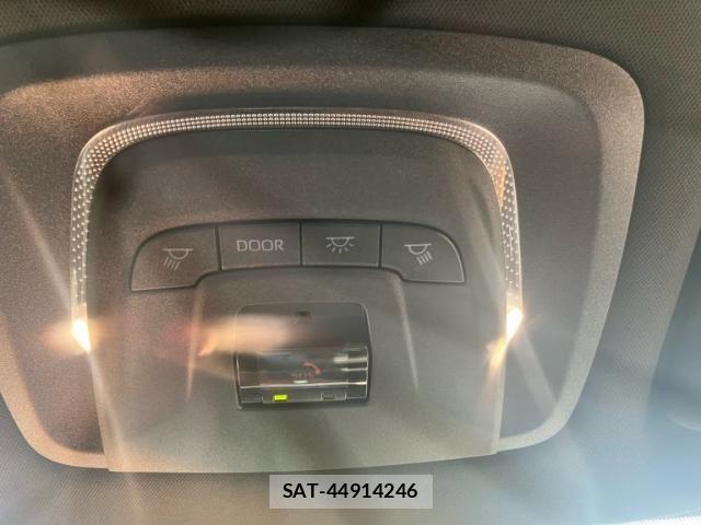Toyota Crown Crossover 2023-06 7357264-23