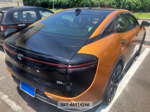 Toyota Crown Crossover 2023-06 7357264-3