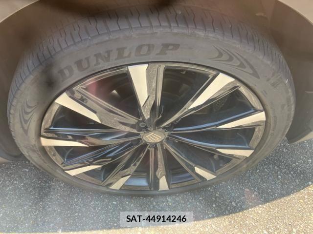 Toyota Crown Crossover 2023-06 7357264-5