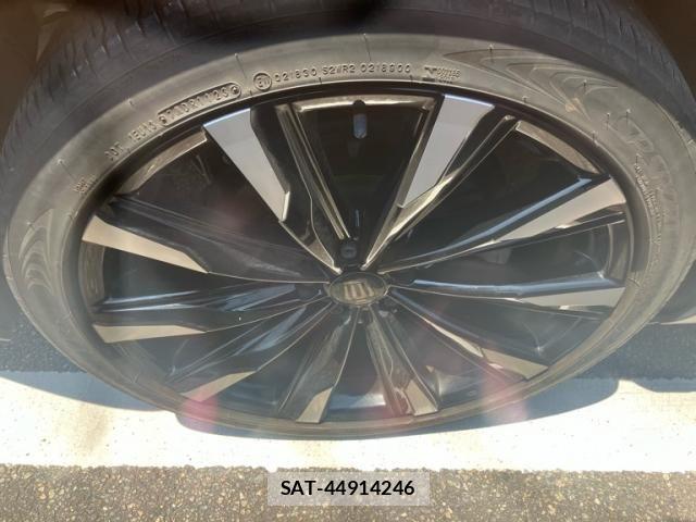 Toyota Crown Crossover 2023-06 7357264-6