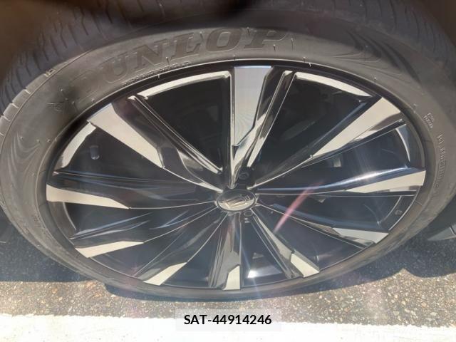 Toyota Crown Crossover 2023-06 7357264-7