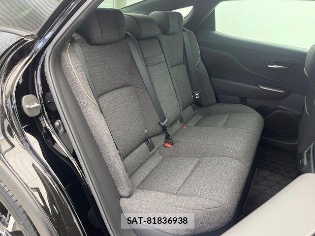 Toyota Crown Crossover 2023-06 7357266-12