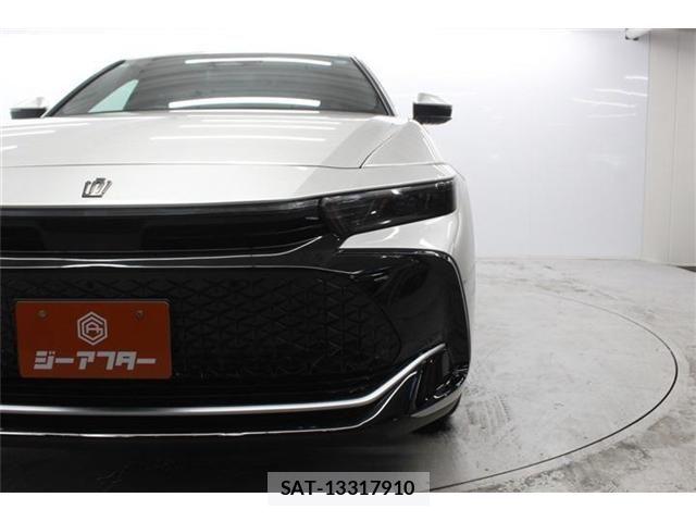 Toyota Crown Crossover 2025-02 7391694-12