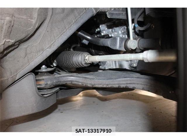 Toyota Crown Crossover 2025-02 7391694-17