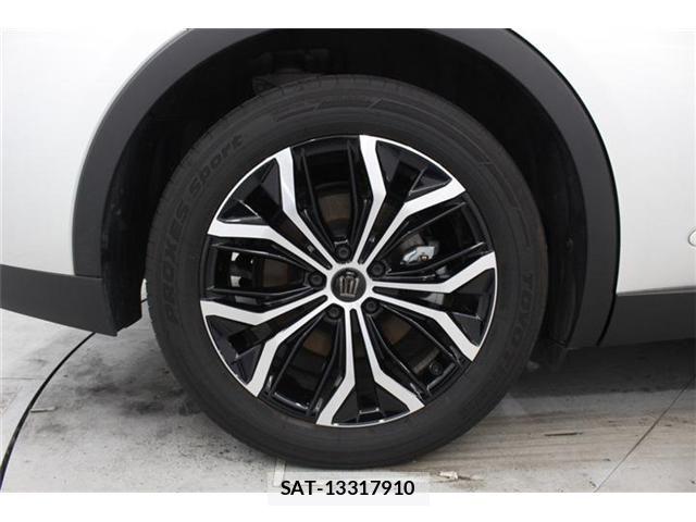 Toyota Crown Crossover 2025-02 7391694-23