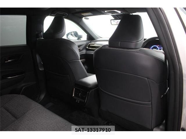 Toyota Crown Crossover 2025-02 7391694-29