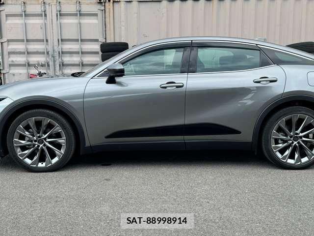 Toyota Crown Crossover 2023-01 7453636-12