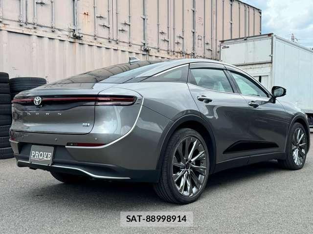 Toyota Crown Crossover 2023-01 7453636-18