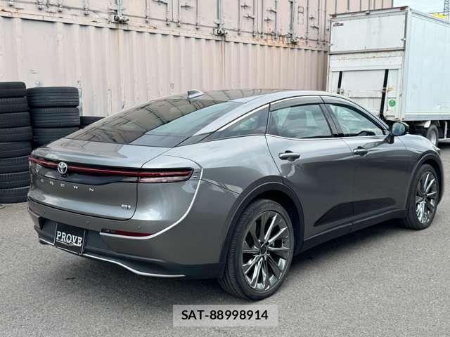 Toyota Crown Crossover 2023-01 7453636-19