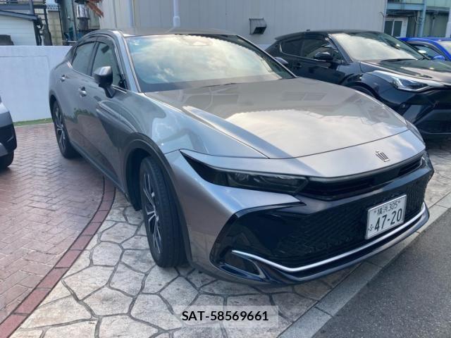 Toyota Crown Crossover 2022-09 7453644-1