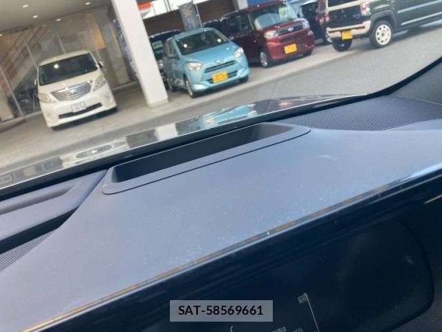 Toyota Crown Crossover 2022-09 7453644-22
