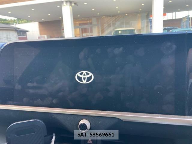 Toyota Crown Crossover 2022-09 7453644-23