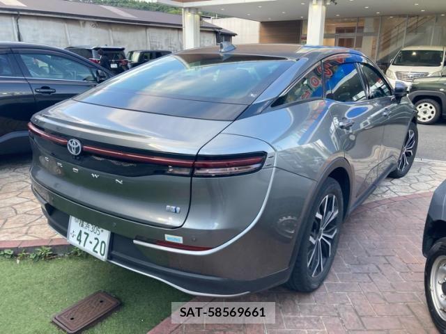 Toyota Crown Crossover 2022-09 7453644-2