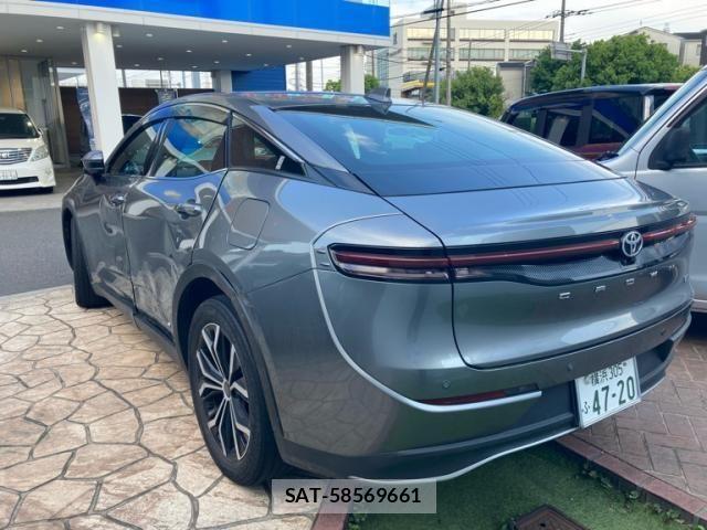 Toyota Crown Crossover 2022-09 7453644-3
