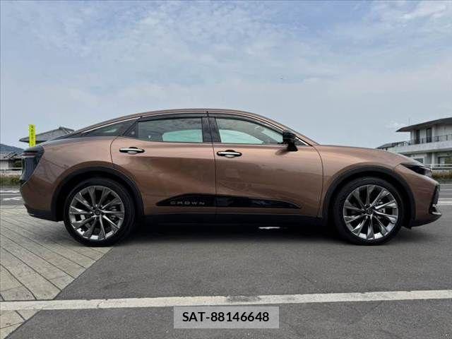 Toyota Crown Crossover 2023-05 7453640-11