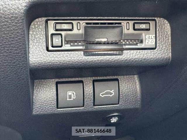 Toyota Crown Crossover 2023-05 7453640-25
