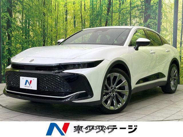 Toyota Crown Crossover 2022-12 7453638-0