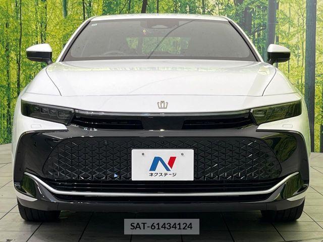 Toyota Crown Crossover 2022-12 7453638-13
