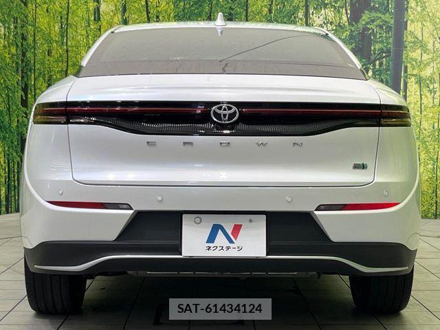 Toyota Crown Crossover 2022-12 7453638-14