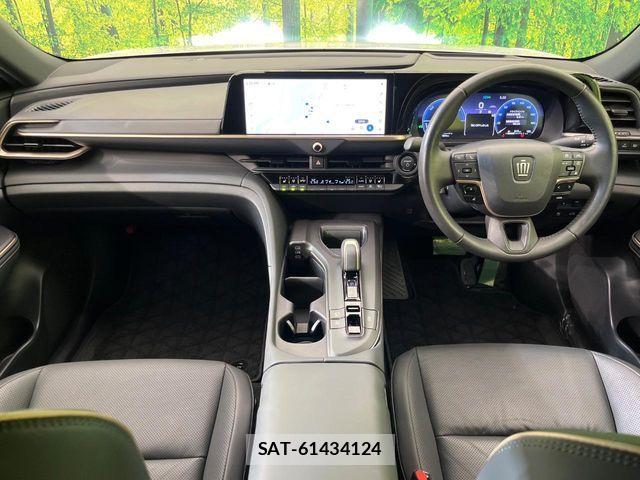 Toyota Crown Crossover 2022-12 7453638-1