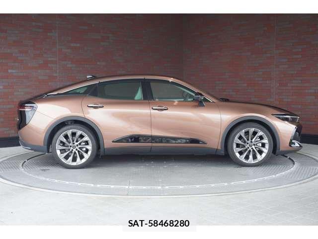 Toyota Crown Crossover 2022-10 7453643-1