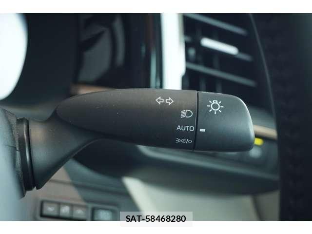 Toyota Crown Crossover 2022-10 7453643-27