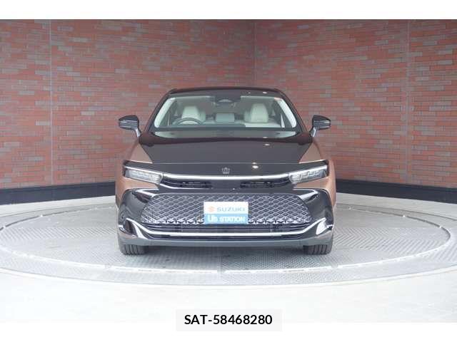Toyota Crown Crossover 2022-10 7453643-3
