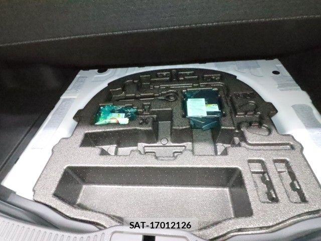 Toyota Crown Crossover 2025-04 7453637-10