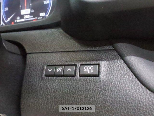 Toyota Crown Crossover 2025-04 7453637-23