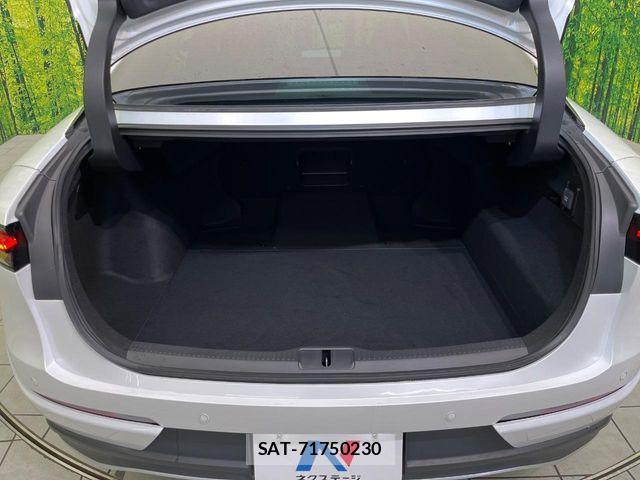 Toyota Crown Crossover 2023-03 7453639-9