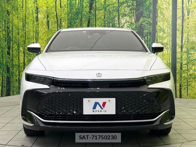 Toyota Crown Crossover 2023-03 7453639-13