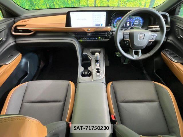 Toyota Crown Crossover 2023-03 7453639-1
