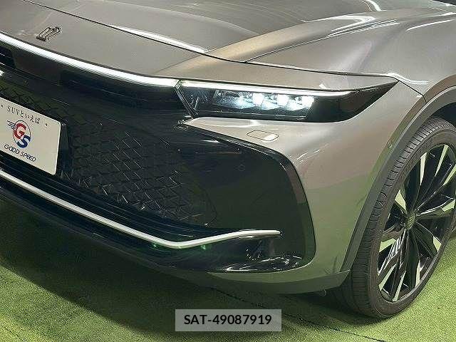 Toyota Crown Crossover 2023-03 7500031-10