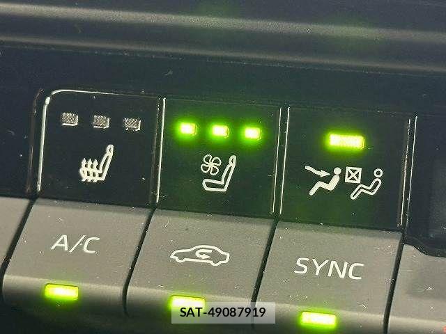 Toyota Crown Crossover 2023-03 7500031-14